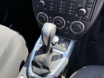 LAND ROVER FREELANDER 2 2.2 SD4 GS SUV 5dr Diesel CommandShift 4WD Euro 5 (190 ps)