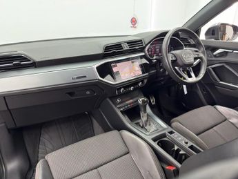 AUDI Q3 1.5 TFSI CoD 35 S line SUV 5dr Petrol S Tronic Euro 6 (s/s) (150