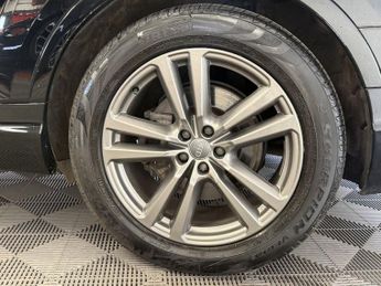 AUDI Q7 3.0 TDI V6 S line SUV 5dr Diesel Tiptronic quattro Euro 6 (s/s) 