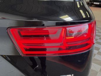 AUDI Q7 3.0 TDI V6 S line SUV 5dr Diesel Tiptronic quattro Euro 6 (s/s) 