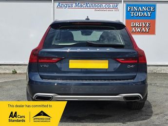 VOLVO V90 Cross Country 2.0 D4 Plus Estate 5dr Diesel Auto AWD Euro 6 (s/s) (190 ps)
