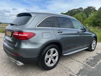 MERCEDES-BENZ GLC 2.1 GLC250d Sport (Premium) SUV 5dr Diesel G-Tronic 4MATIC Euro 