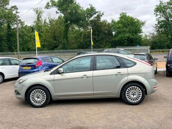 FORD FOCUS 1.6 Titanium Hatchback 5dr Petrol Automatic (184 g/km, 99 bhp)