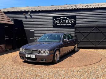 JAGUAR XJ 2.7 TD Sovereign LWB Saloon 4dr Diesel Automatic (214 g/km, 204 