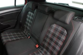 VOLKSWAGEN GOLF 2.0 TDI GTD Hatchback 5dr Diesel DSG Euro 6 (s/s) (184 ps)