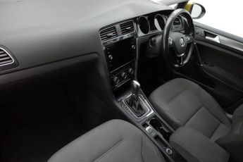 VOLKSWAGEN GOLF 2.0 TDI SE Estate 5dr Diesel DSG Euro 6 (s/s) (150 ps)