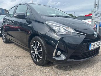 TOYOTA YARIS 1.5 VVT-h Icon Tech Hatchback 5dr Petrol Hybrid E-CVT Euro 6 (s/