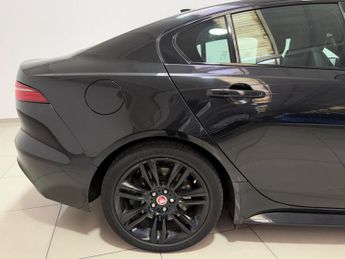 JAGUAR XE 2.0 D180 R-Dynamic S Saloon 4dr Diesel Auto Euro 6 (s/s) (180 ps