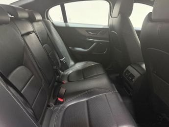 JAGUAR XE 2.0 D180 R-Dynamic S Saloon 4dr Diesel Auto Euro 6 (s/s) (180 ps
