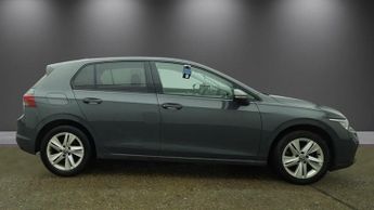 VOLKSWAGEN GOLF 1.5 eTSI MHEV Life Hatchback 5dr Petrol Hybrid DSG Euro 6 (s/s) 