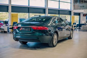 JAGUAR XF 2.0d Prestige Saloon 4dr Diesel Auto Euro 6 (s/s) (180 ps)