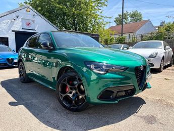 Alfa Romeo Stelvio 2.0T Tributo Italiano SUV 5dr Petrol Auto Q4 AWD Euro 6 (s/s) (2