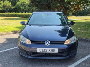 VOLKSWAGEN GOLF 1.6 TDI BlueMotion Tech SE Hatchback 5dr Diesel DSG Euro 5 (s/s)