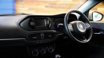 FIAT TIPO 1.6 MultiJetII Lounge Estate 5dr Diesel Manual Euro 6 (s/s) (120