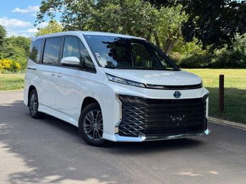 Toyota Noah TOYOTA VOXY PETROL-HYBRID S-G BRAND NEW 1.8L AUTO 8 SEAT 5DR, EU