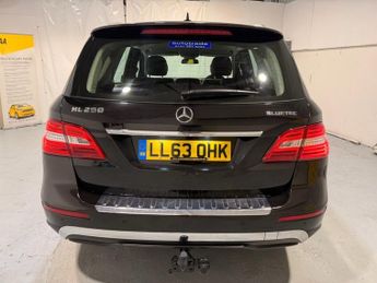 MERCEDES-BENZ M CLASS 2.1 ML250 BlueTEC SE SUV 5dr Diesel G-Tronic 4WD Euro 6 (s/s) (2