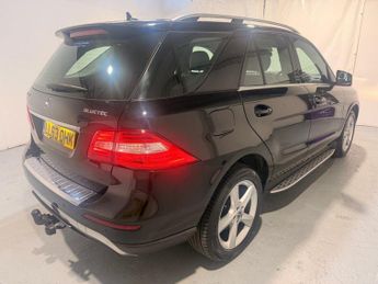 MERCEDES-BENZ M CLASS 2.1 ML250 BlueTEC SE SUV 5dr Diesel G-Tronic 4WD Euro 6 (s/s) (2