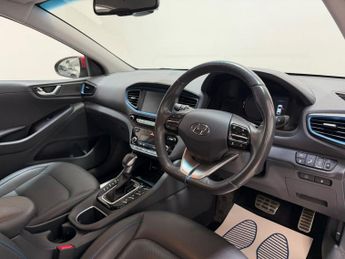 HYUNDAI IONIQ 1.6 h-GDi GPF Premium SE Hatchback 5dr Petrol Hybrid DCT Euro 6 