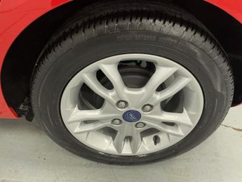 FORD FIESTA 1.0T EcoBoost Zetec Hatchback 5dr Petrol Manual Euro 6 (s/s) (10