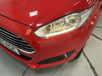 FORD FIESTA 1.0T EcoBoost Zetec Hatchback 5dr Petrol Manual Euro 6 (s/s) (10