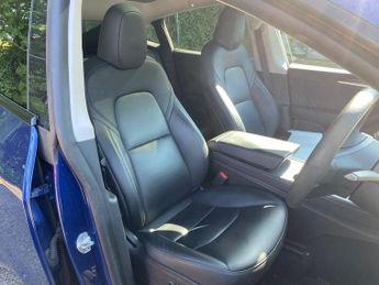 TESLA MODEL Y (Dual Motor) Performance SUV 5dr Electric Auto 4WDE (469 bhp)