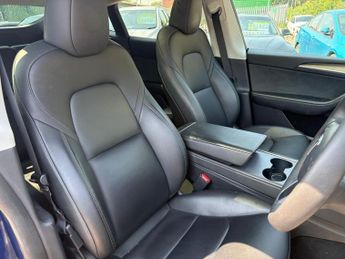 TESLA MODEL Y (Dual Motor) Performance SUV 5dr Electric Auto 4WDE (469 bhp)