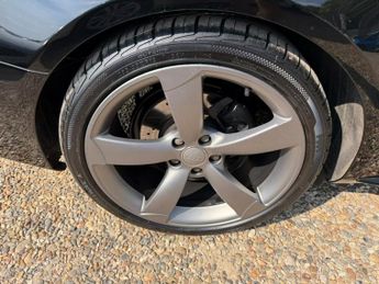 AUDI A4 1.8 TFSI Black Edition Saloon 4dr Petrol Multitronic Euro 5 (s/s