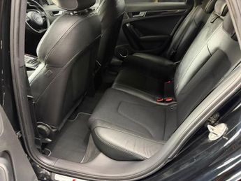 AUDI A4 1.8 TFSI Black Edition Saloon 4dr Petrol Multitronic Euro 5 (s/s