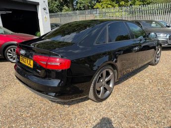 AUDI A4 1.8 TFSI Black Edition Saloon 4dr Petrol Multitronic Euro 5 (s/s
