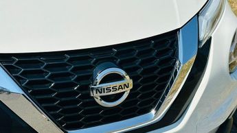 NISSAN JUKE 1.0 DIG-T Tekna SUV 5dr Petrol DCT Auto Euro 6 (s/s) (114 ps)