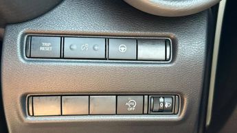 NISSAN JUKE 1.0 DIG-T Tekna SUV 5dr Petrol DCT Auto Euro 6 (s/s) (114 ps)