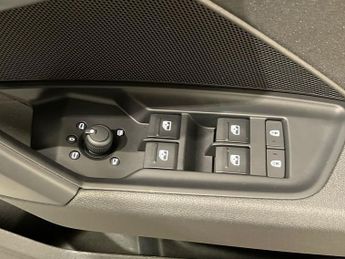 AUDI A3 1.0 TFSI 30 Technik Sportback 5dr Petrol S Tronic Euro 6 (s/s) (