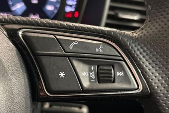 AUDI A1 1.5 TFSI 35 S line Sportback 5dr Petrol S Tronic Euro 6 (s/s) (1
