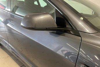 TESLA Model 3 (Dual Motor) Long Range Saloon 4dr Electric Auto 4WDE (346 ps)