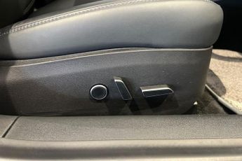 TESLA Model 3 (Dual Motor) Long Range Saloon 4dr Electric Auto 4WDE (346 ps) P