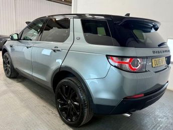 LAND ROVER DISCOVERY SPORT 2.0 TD4 HSE Luxury SUV 5dr Diesel Auto 4WD Euro 6 (s/s) (180 ps)