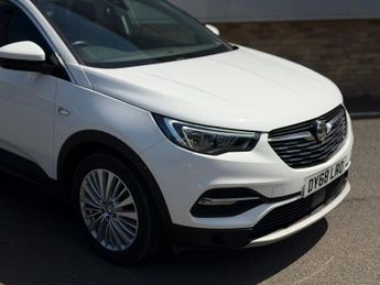 VAUXHALL GRANDLAND X 1.2 Turbo Sport Nav SUV 5dr Petrol Auto Euro 6 (s/s) (130 ps)