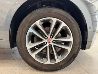 JAGUAR F-PACE 2.0 D180 R-Sport SUV 5dr Diesel Auto AWD Euro 6 (s/s) (180 ps)