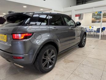 LAND ROVER RANGE ROVER EVOQUE 2.0 TD4 Landmark SUV 5dr Diesel Auto 4WD Euro 6 (s/s) (180 ps)