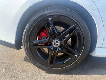 MERCEDES-BENZ CLA 2.0 CLA220 AMG Line (Premium) Coupe 4dr Petrol 7G-DCT Euro 6 (s/