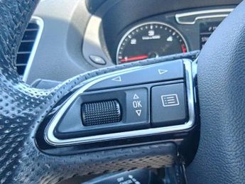 AUDI Q3 2.0 TDI S line Plus SUV 5dr Diesel S Tronic quattro Euro 6 (s/s)