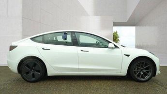 TESLA Model 3 Auto RWD 4dr