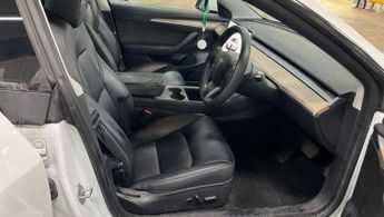 TESLA Model 3 Auto RWD 4dr