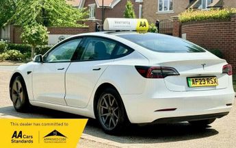 TESLA Model 3 Auto RWD 4dr