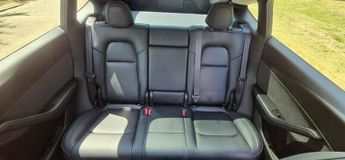 TESLA MODEL Y Auto RWD 5dr