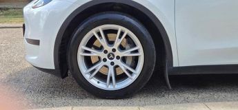 TESLA MODEL Y Auto RWD 5dr