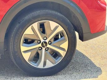 KIA NIRO 39kWh 2 Auto 5dr