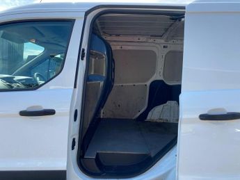FORD TRANSIT CONNECT 1.5 TDCi 220 L1 H1 5dr