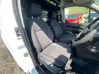 FORD TRANSIT CONNECT 1.5 TDCi 220 L1 H1 5dr