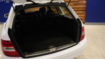 MERCEDES-BENZ C CLASS 1.6 C180 BlueEfficiency Executive SE Estate 5dr Petrol G-Tronic+